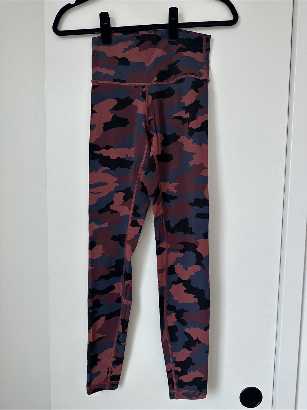 lululemon athletica Women's Rust & Charcoal Camo Leggings
